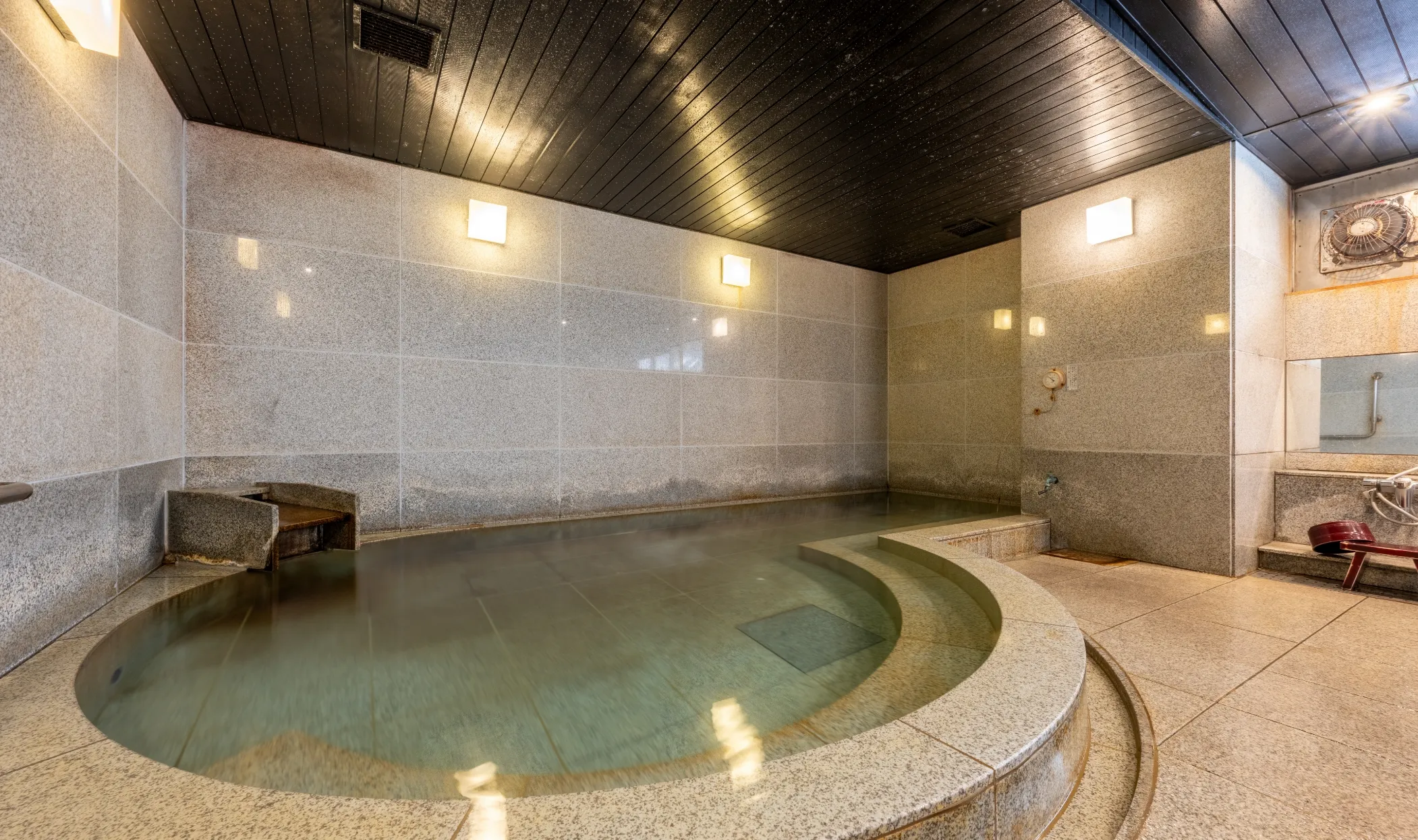 地下大浴場「亀の湯」「姫の湯」の画像